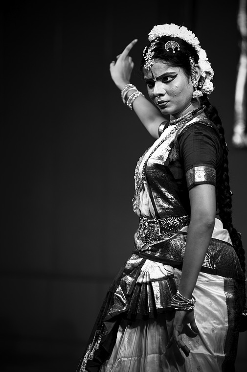 Saradha Ilangovan - Bharathanatyam (Meenakshi Sundararajan Fine Arts Academy)